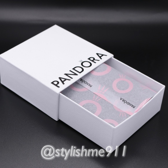 New Pandora Bracelet Gift Box - Picture 3 of 8